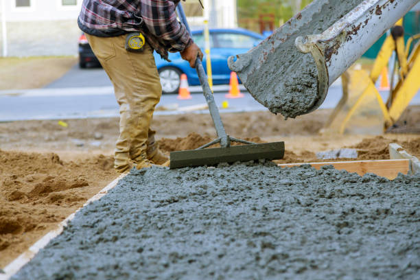 Best Residential Concrete Solutions in Northbrook, OH